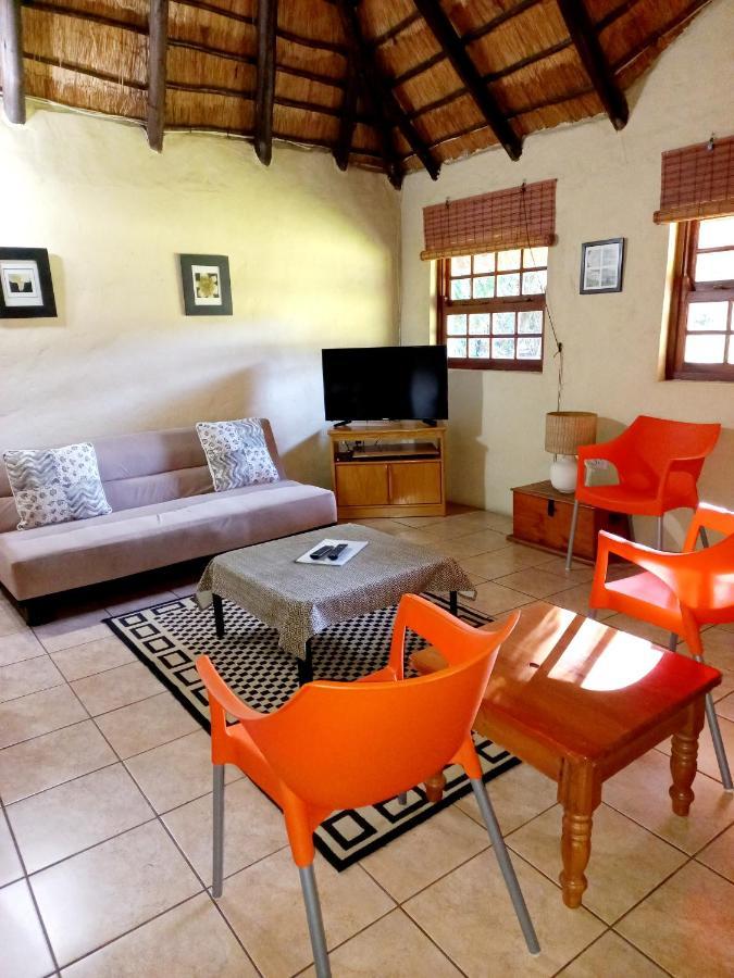 Brentwood Lodge Deneysville Екстериор снимка