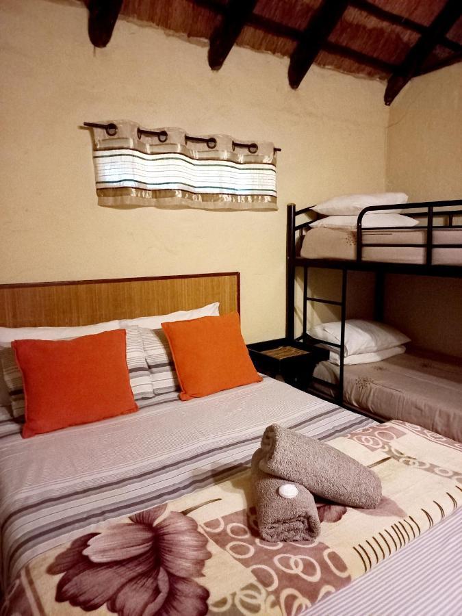 Brentwood Lodge Deneysville Екстериор снимка